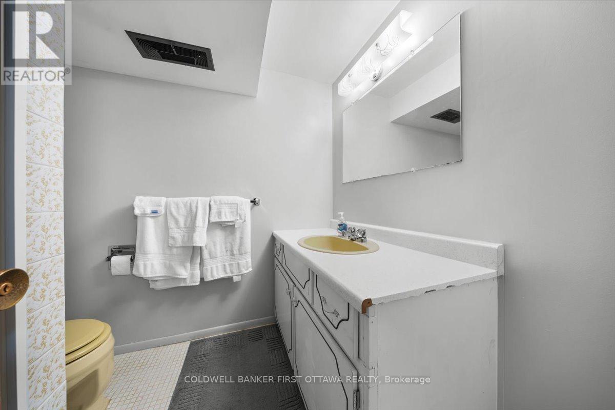 Photo 28 of 2146 Rushton Road, Ottawa ON