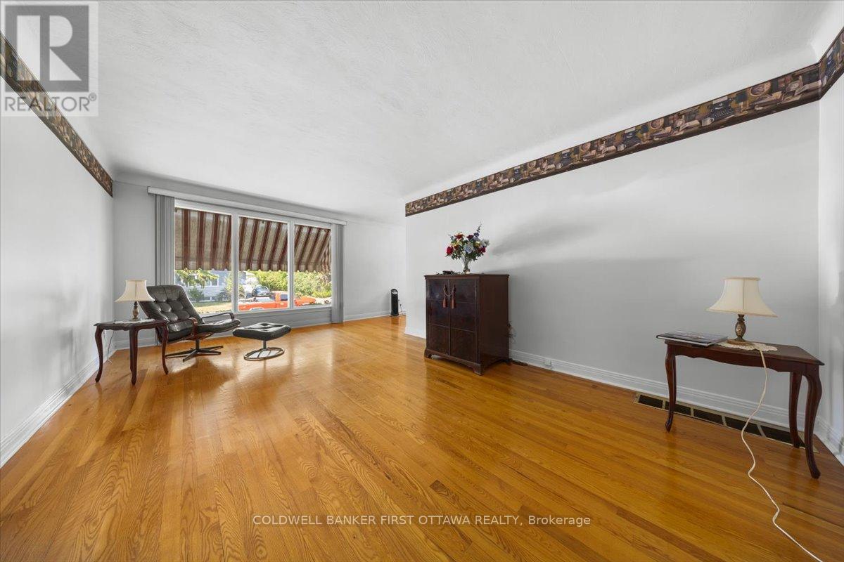 Photo 7 of 2146 Rushton Road, Ottawa ON
