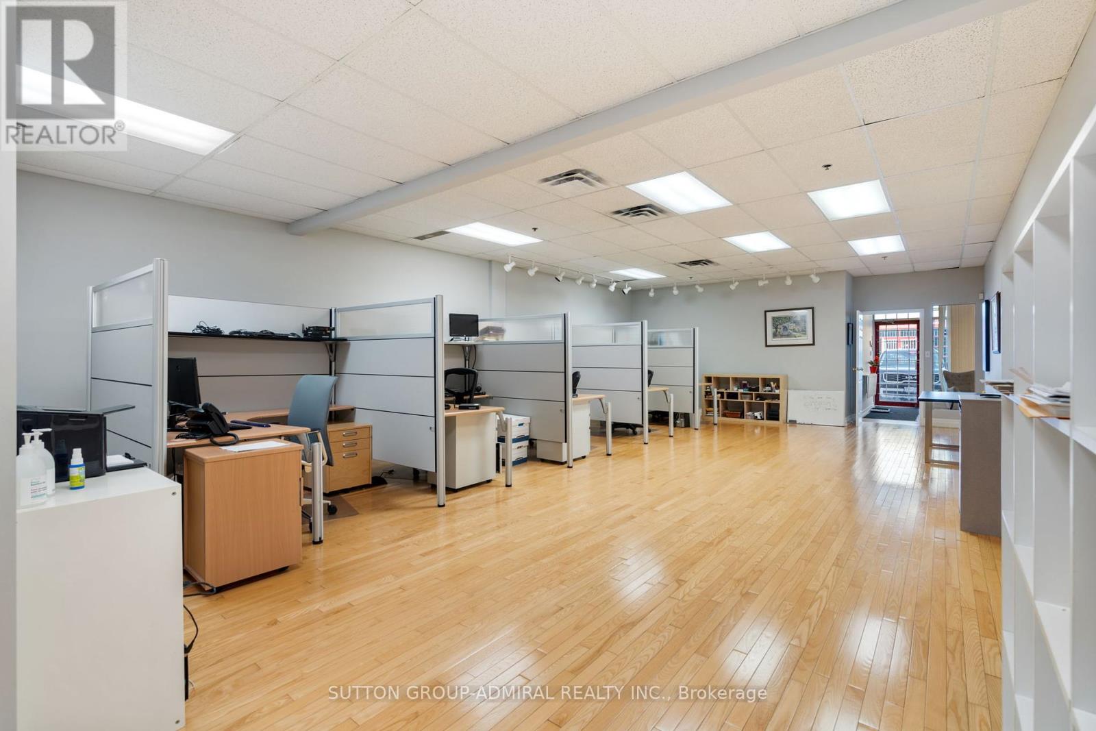 Photo 22 of 7 12 20 Crown Steel Drive, Markham ON