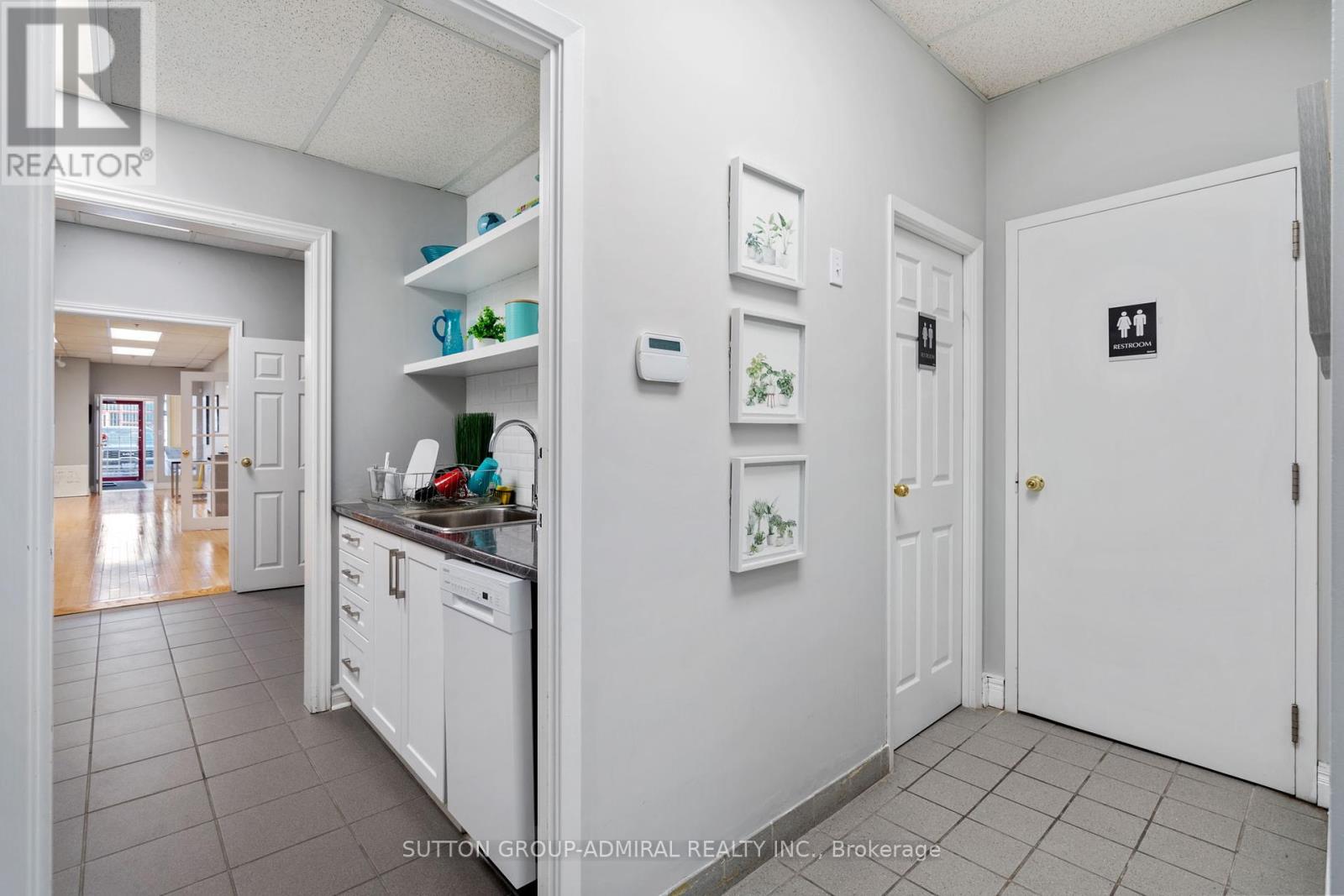 Photo 20 of 7 12 20 Crown Steel Drive, Markham ON
