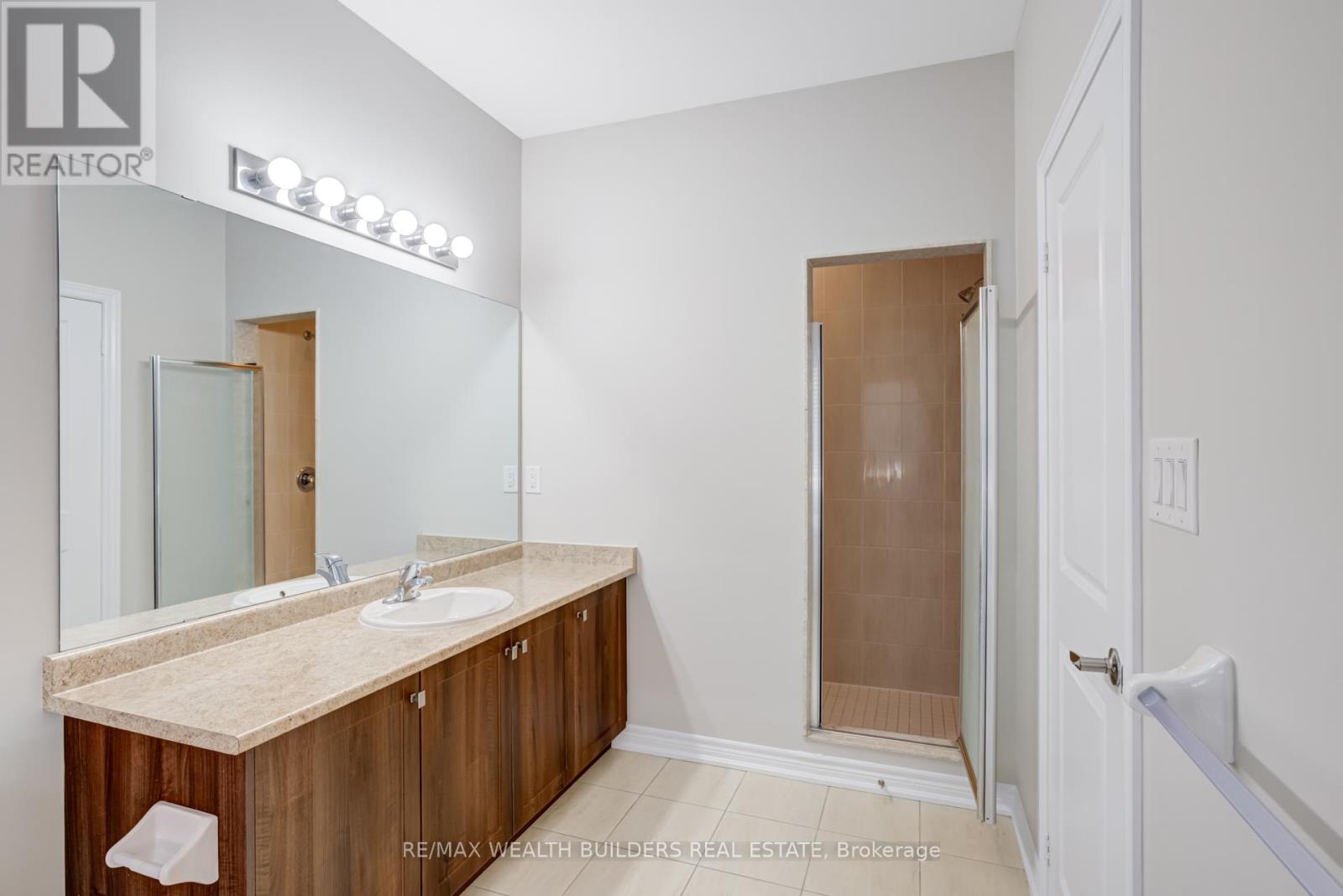 Photo 28 of 22 Goulston Street, Brampton ON