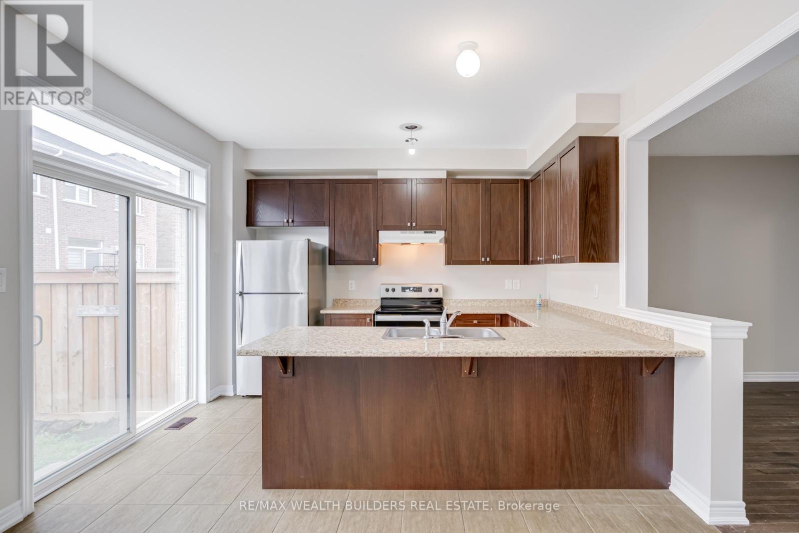 Photo 18 of 22 Goulston Street, Brampton ON