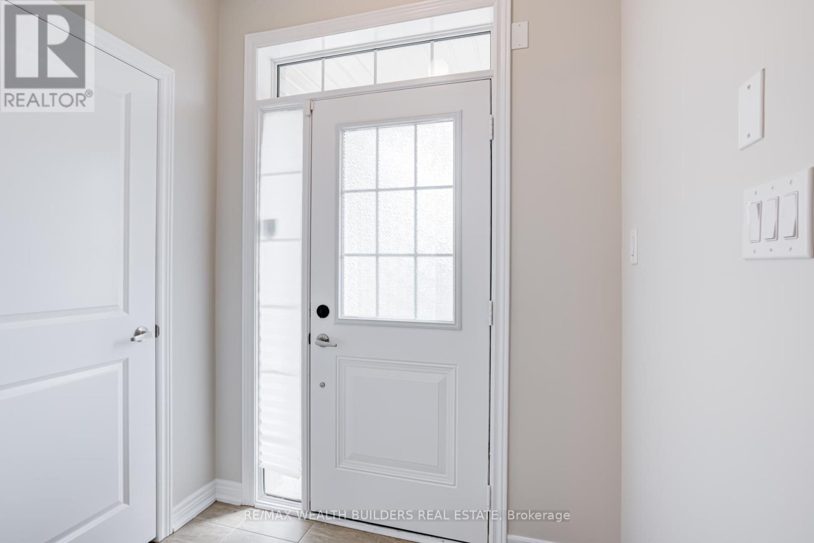 Photo 8 of 22 Goulston Street, Brampton ON