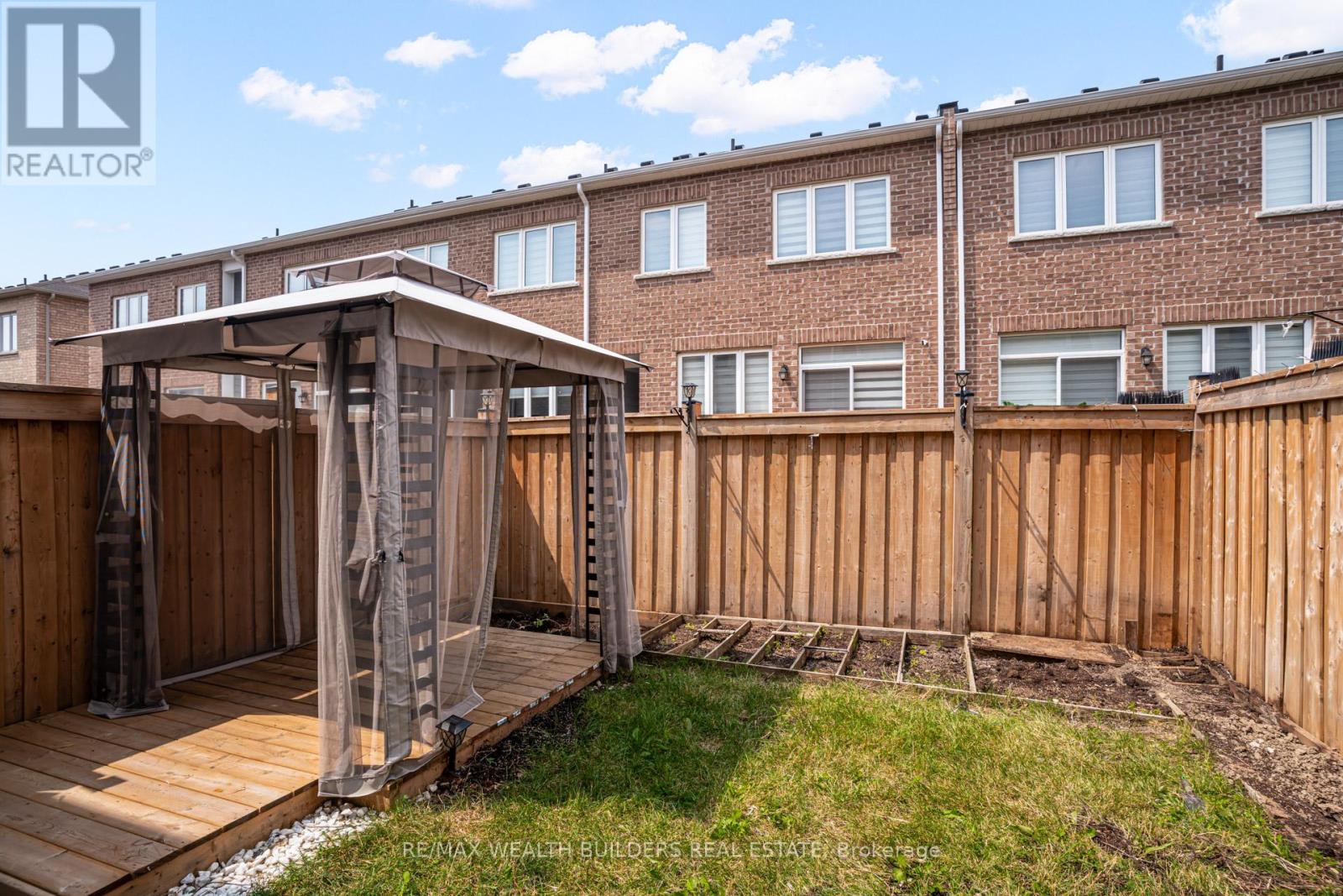 Photo 47 of 22 Goulston Street, Brampton ON