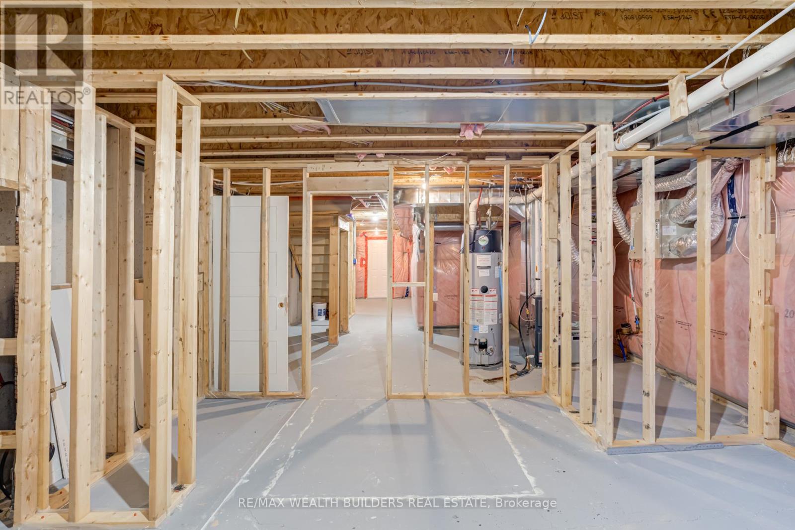 Photo 40 of 22 Goulston Street, Brampton ON