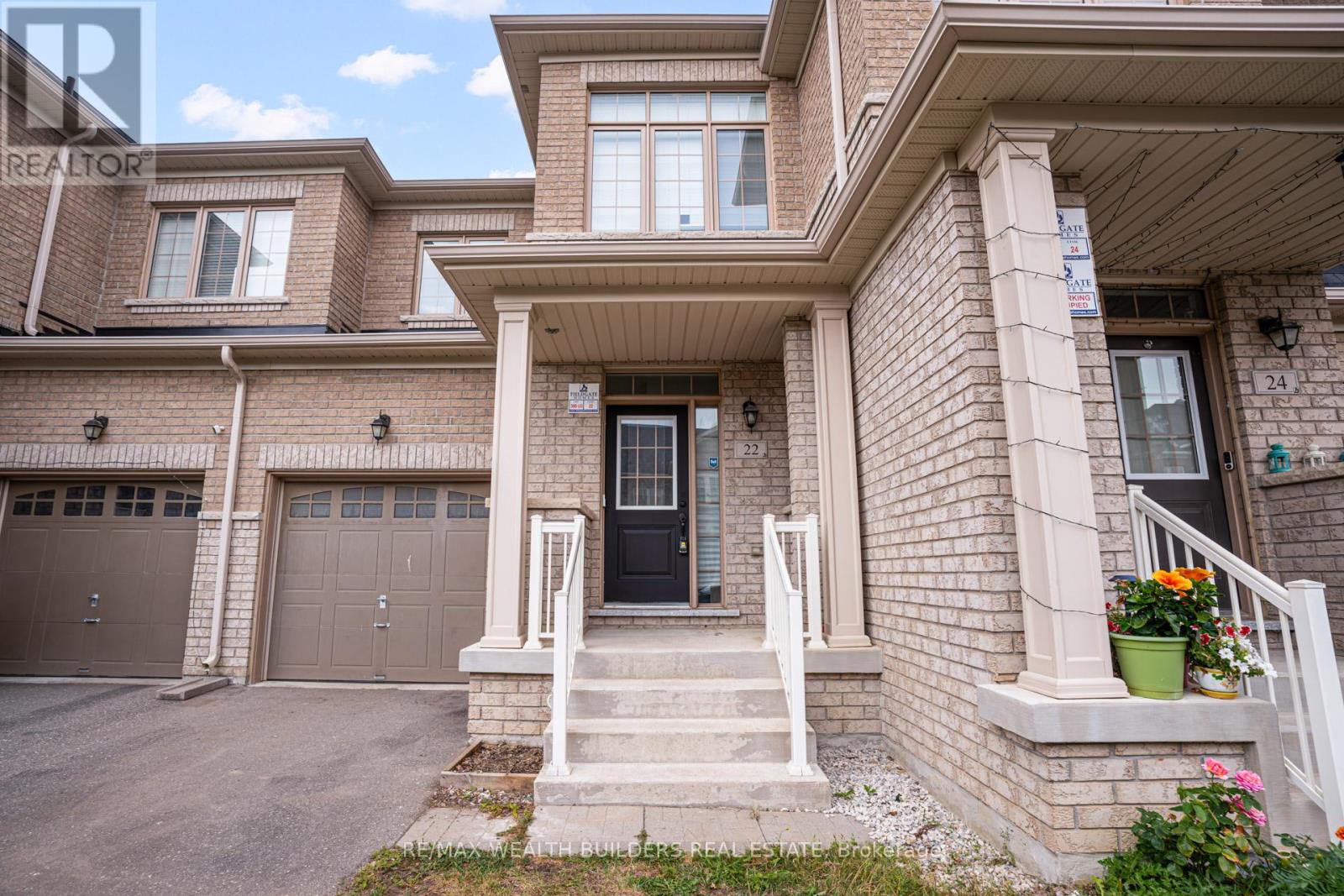 Photo 1 of 22 Goulston Street, Brampton ON