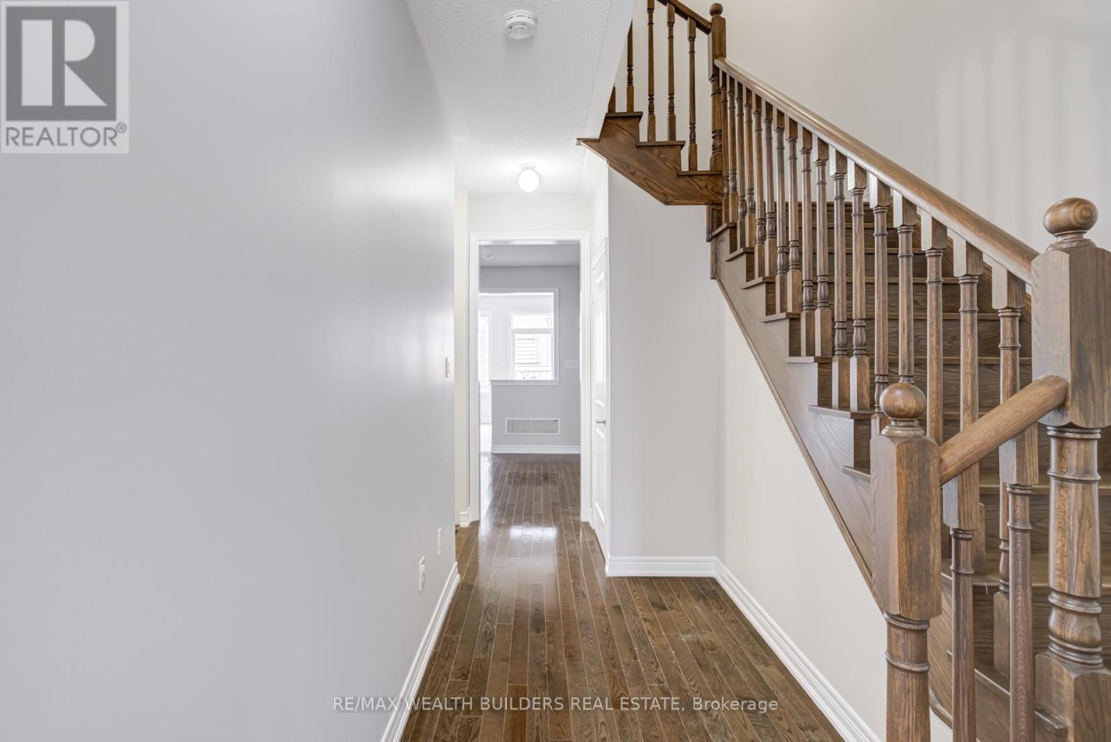 Photo 11 of 22 Goulston Street, Brampton ON