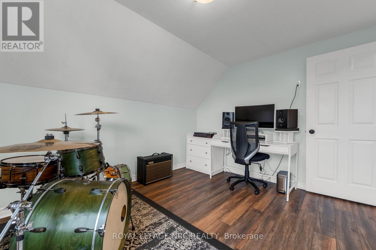 Photo 14 of 1213 Robinson Road, Haldimand ON