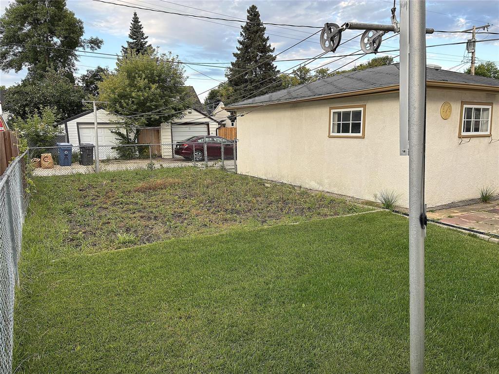 Photo 6 of 278 Bronx Avenue, Winnipeg MB