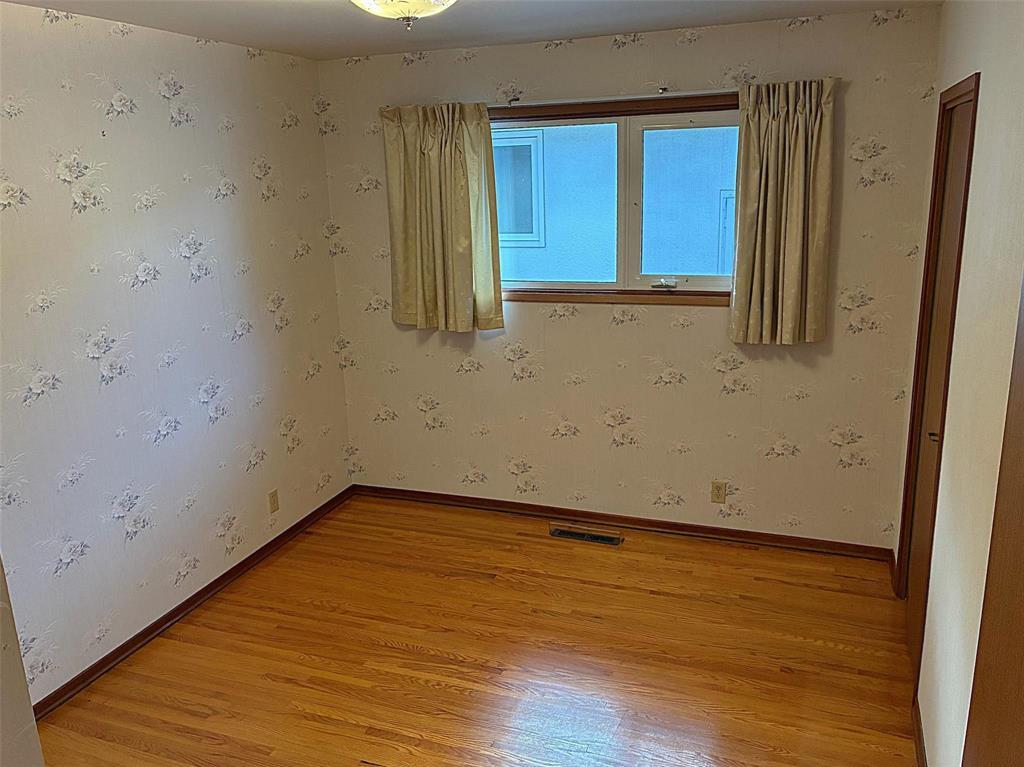 Photo 12 of 278 Bronx Avenue, Winnipeg MB