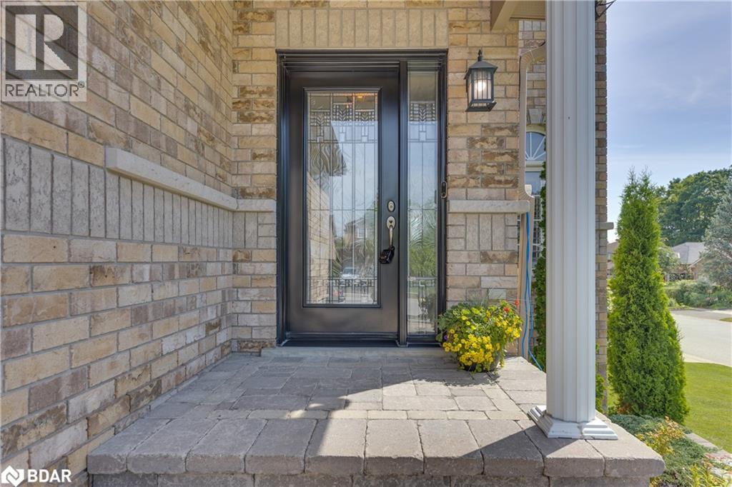 Photo 4 of 143 Crompton Drive, Barrie ON