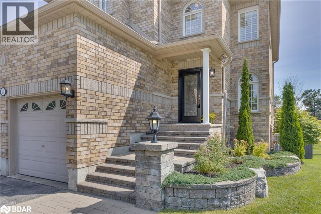 Photo 3 of 143 Crompton Drive, Barrie ON