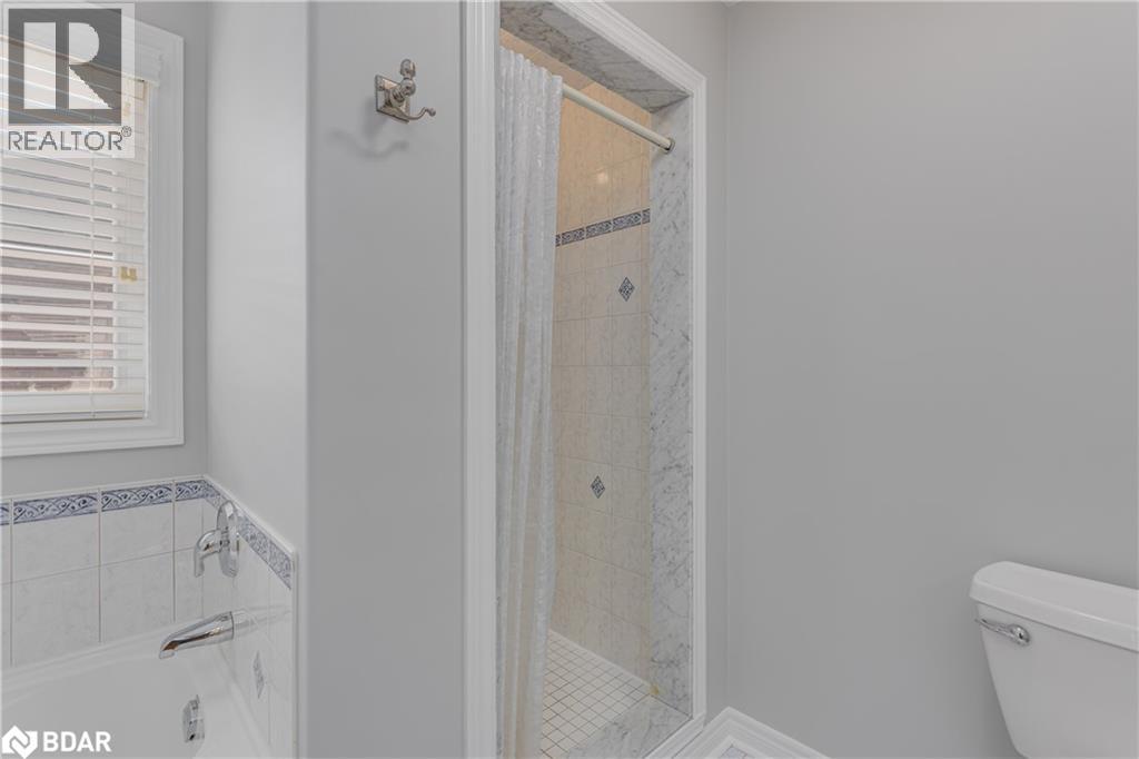 Photo 28 of 143 Crompton Drive, Barrie ON