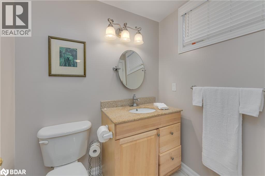 Photo 43 of 143 Crompton Drive, Barrie ON