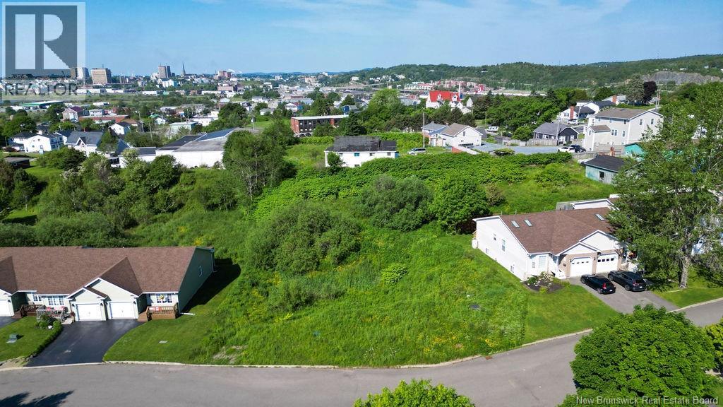 Photo 8 of 22 28 Derrick Court, Saint John NB