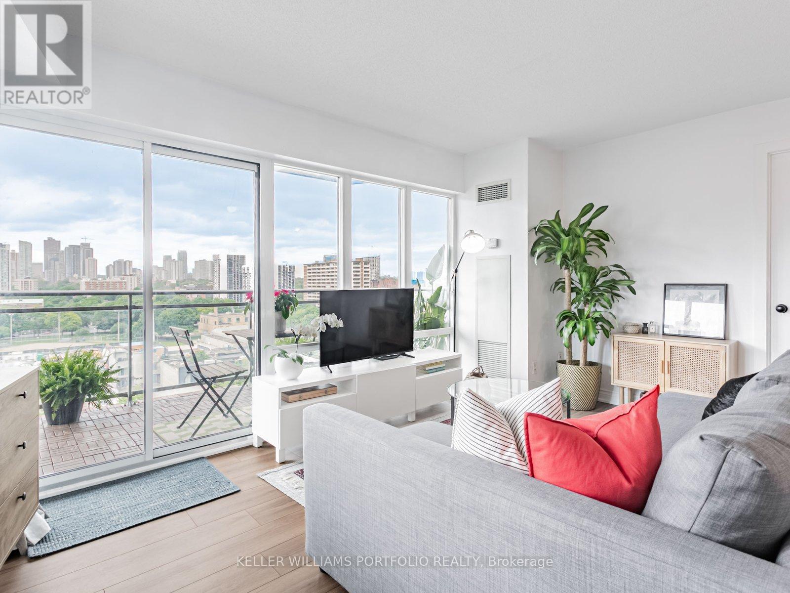 Photo 11 of 1205 255 Richmond Street E, Toronto ON