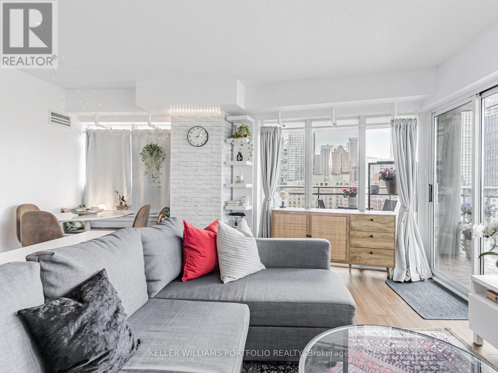 Photo 14 of 1205 255 Richmond Street E, Toronto ON