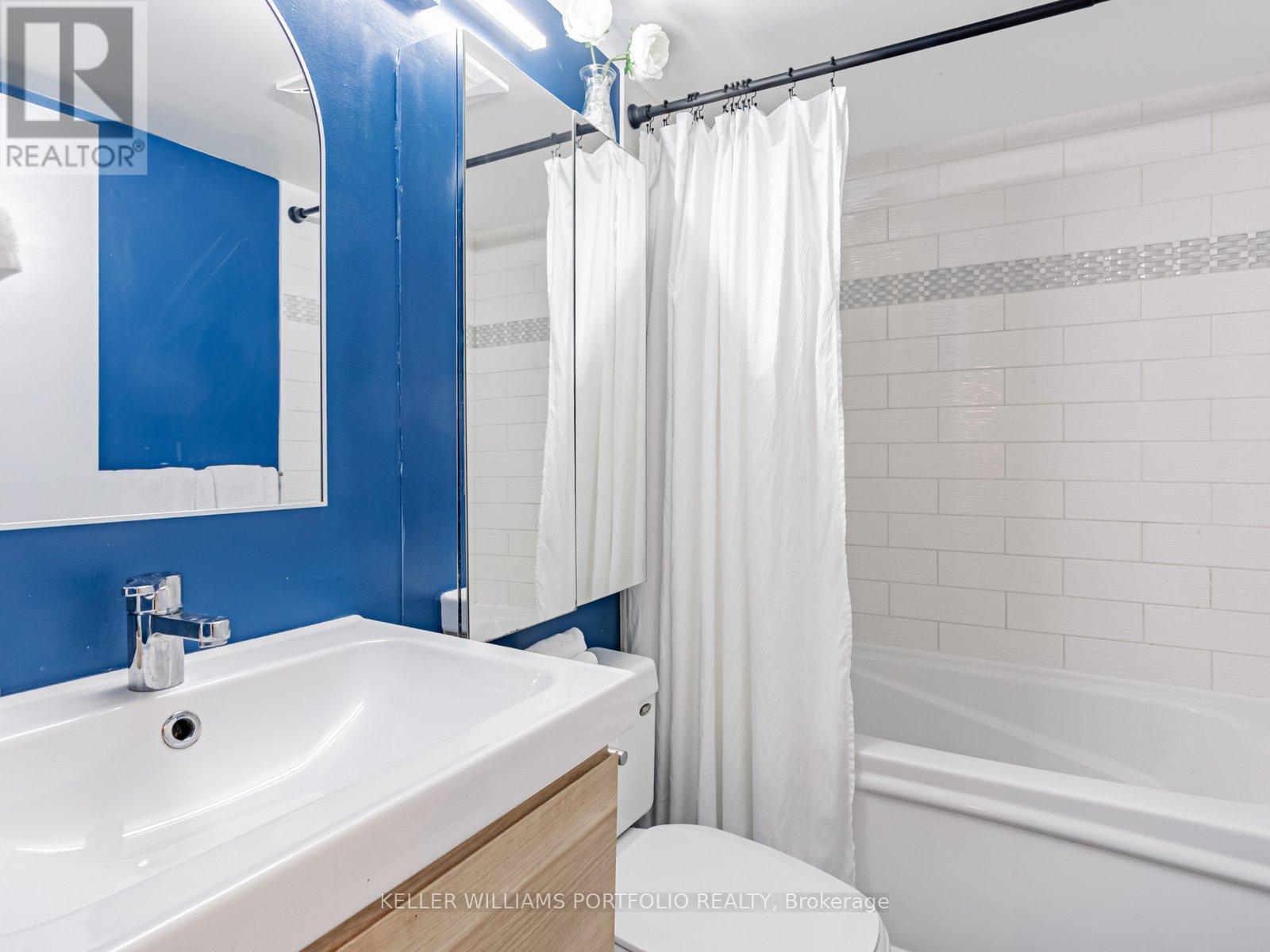 Photo 23 of 1205 255 Richmond Street E, Toronto ON