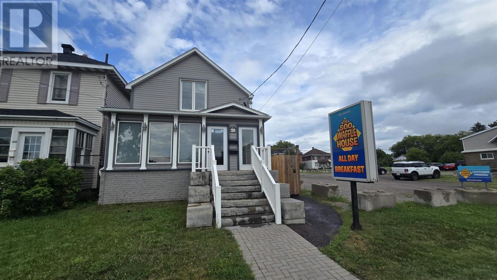 Photo 1 of 412 Albert St E, Sault Ste Marie ON