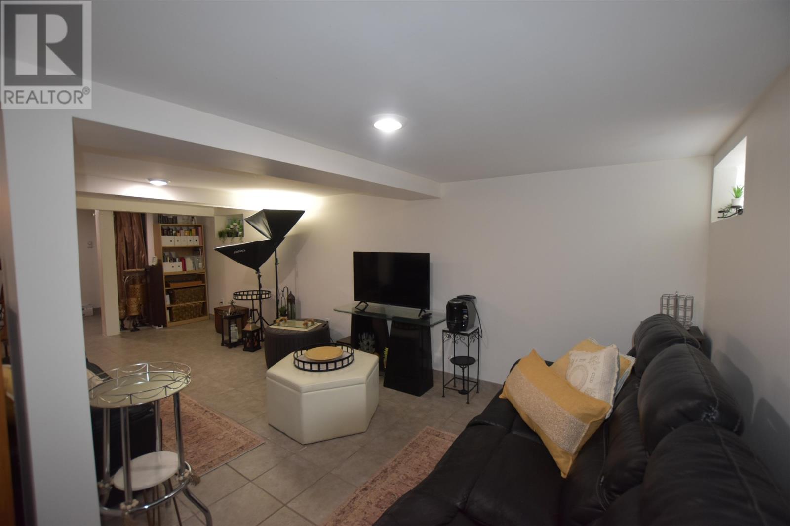 Photo 41 of 412 Albert St E, Sault Ste Marie ON