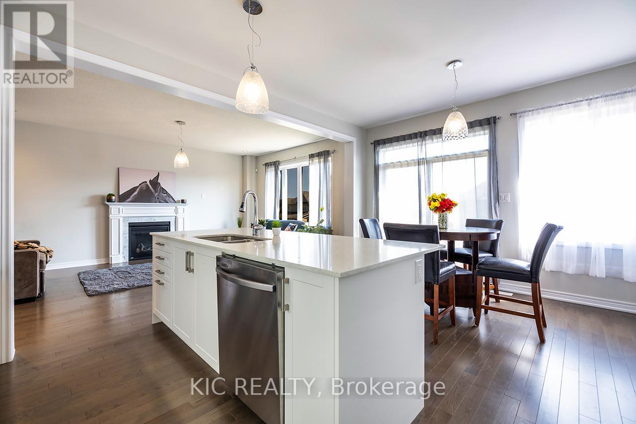 Photo 16 of 135 Woolacott Lane, Clarington ON