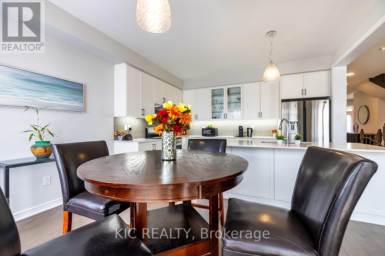 Photo 17 of 135 Woolacott Lane, Clarington ON
