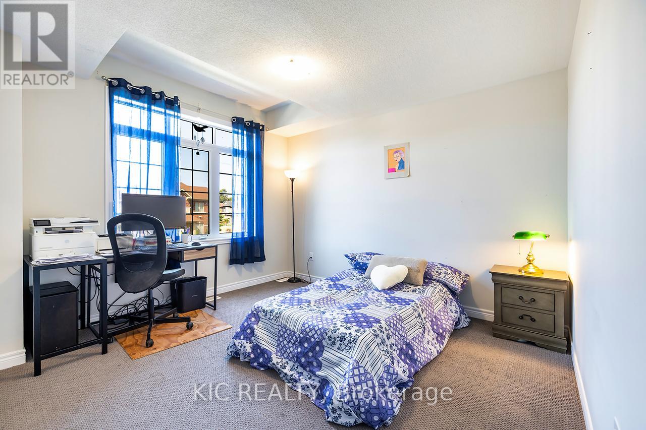 Photo 30 of 135 Woolacott Lane, Clarington ON