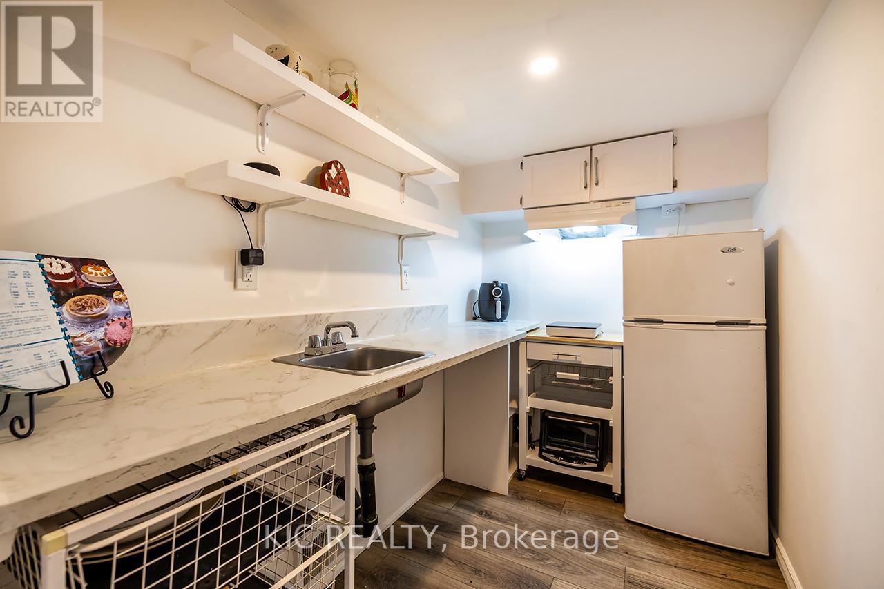 Photo 34 of 135 Woolacott Lane, Clarington ON