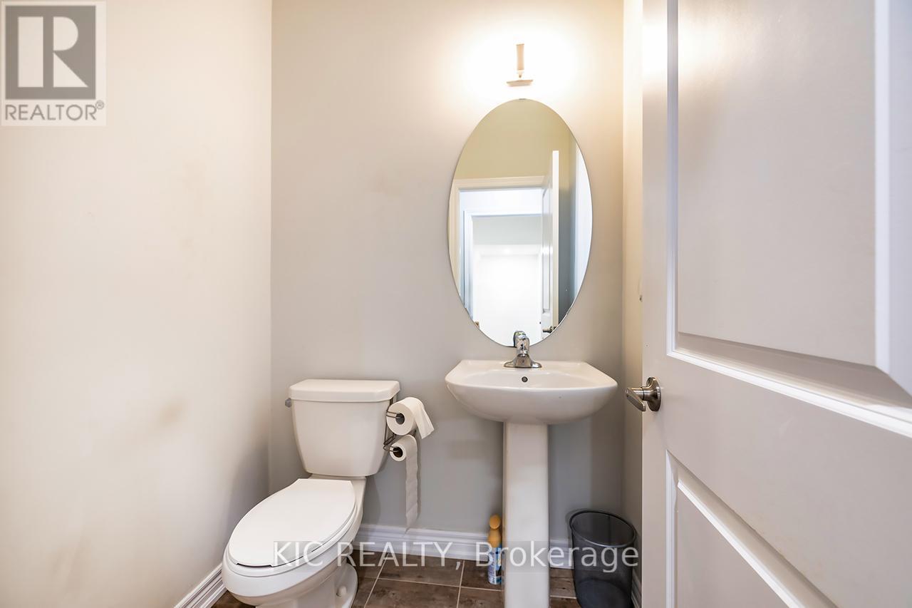 Photo 6 of 135 Woolacott Lane, Clarington ON