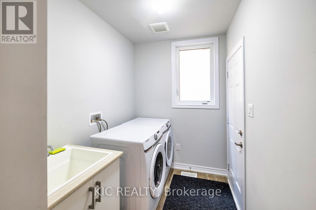 Photo 7 of 135 Woolacott Lane, Clarington ON