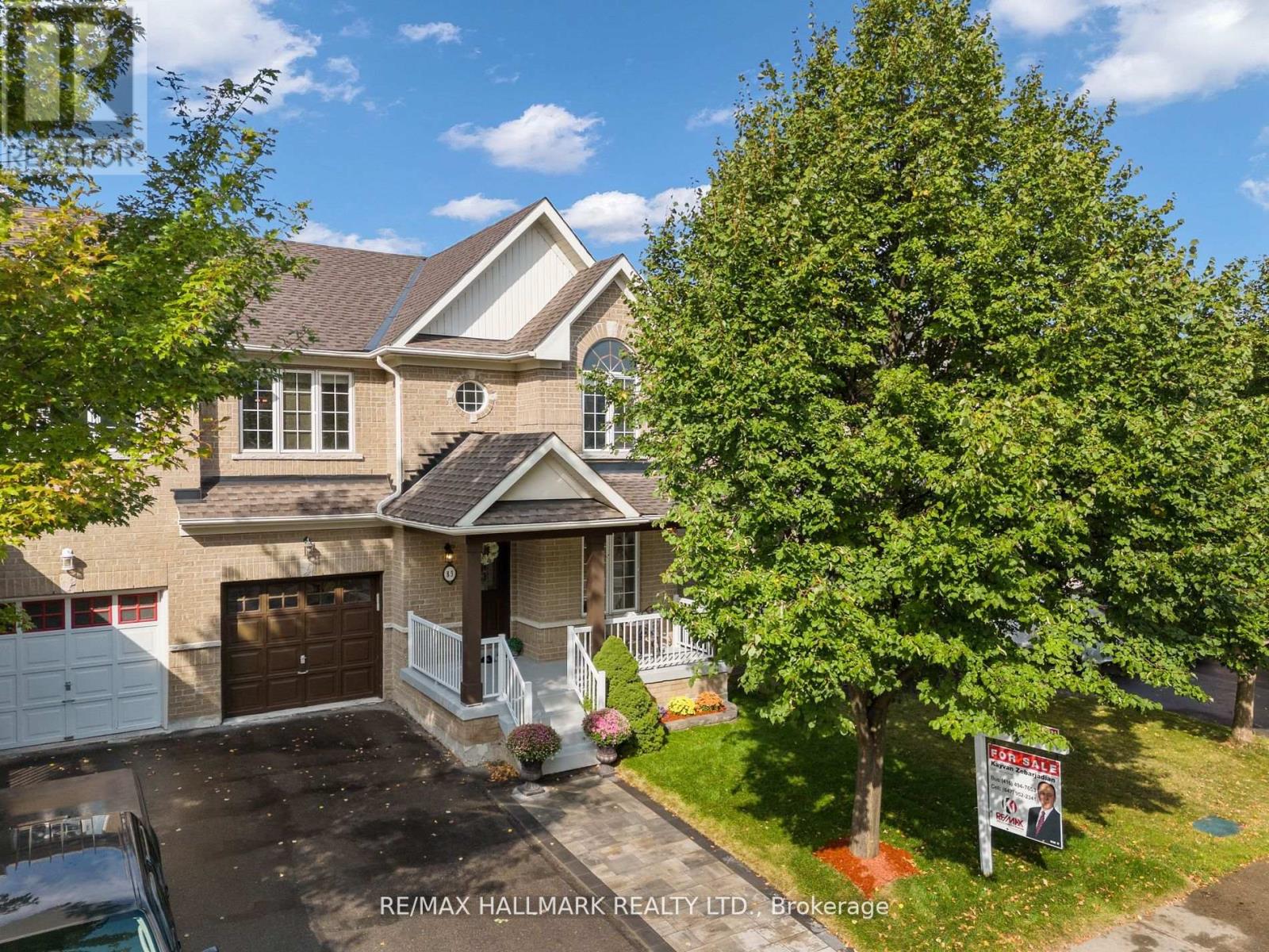 Photo 1 of 83 Matthew Boyd Crescent, Newmarket ON