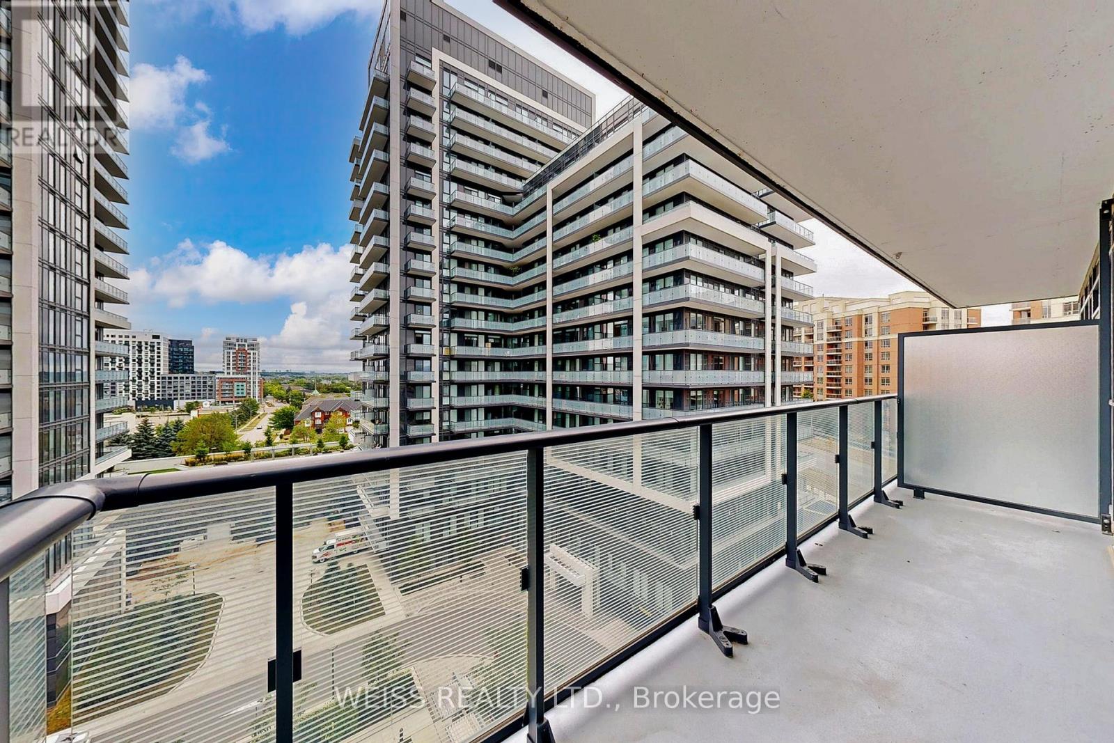 Photo 24 of 802 75 Oneida Crescent, Richmond Hill ON