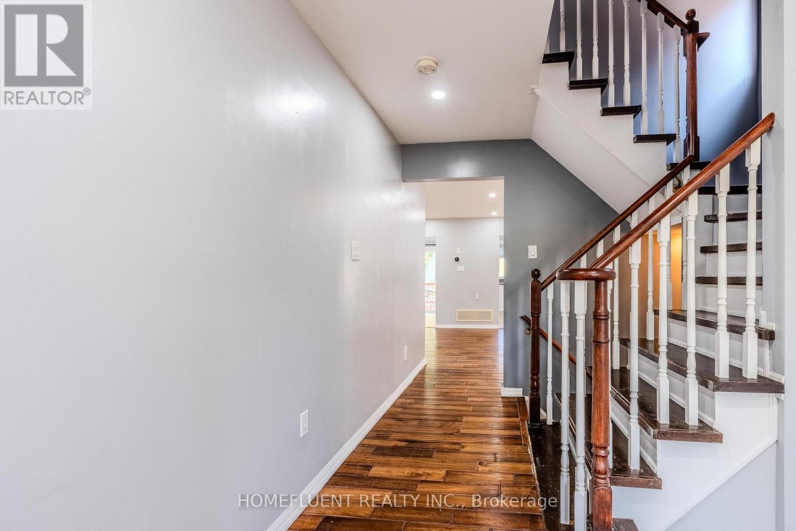 Photo 4 of 1178 Bonin Crescent, Milton ON