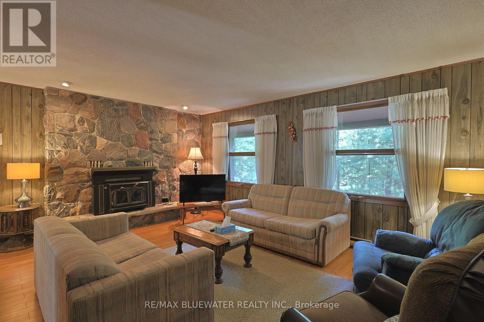 Photo 10 of 10346 Pines Parkway, Lambton Shores ON