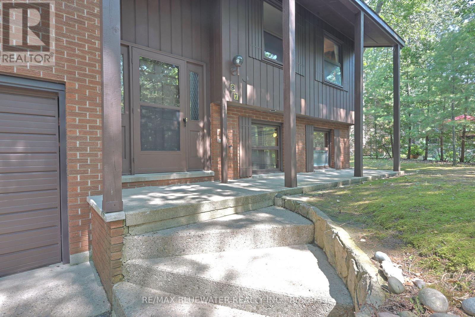 Photo 9 of 10346 Pines Parkway, Lambton Shores ON