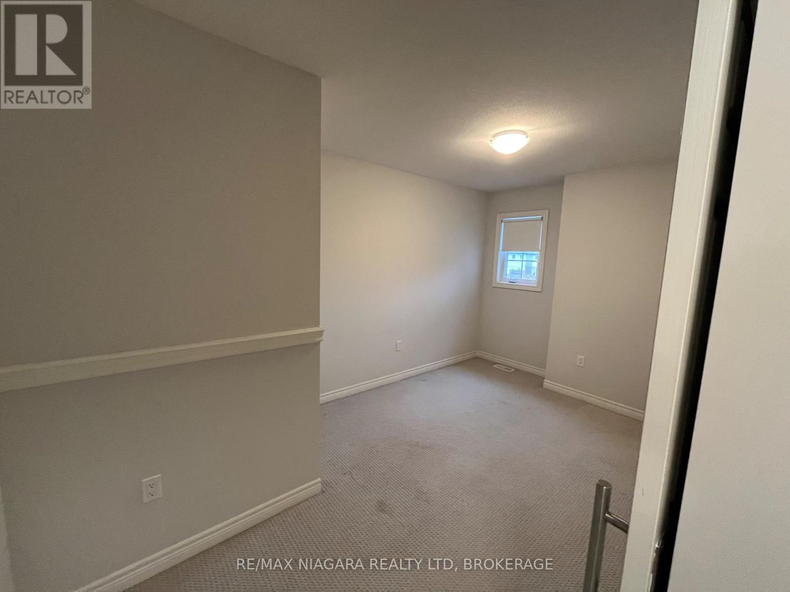 Photo 22 of 45 340 Prospect Point Road N, Fort Erie ON