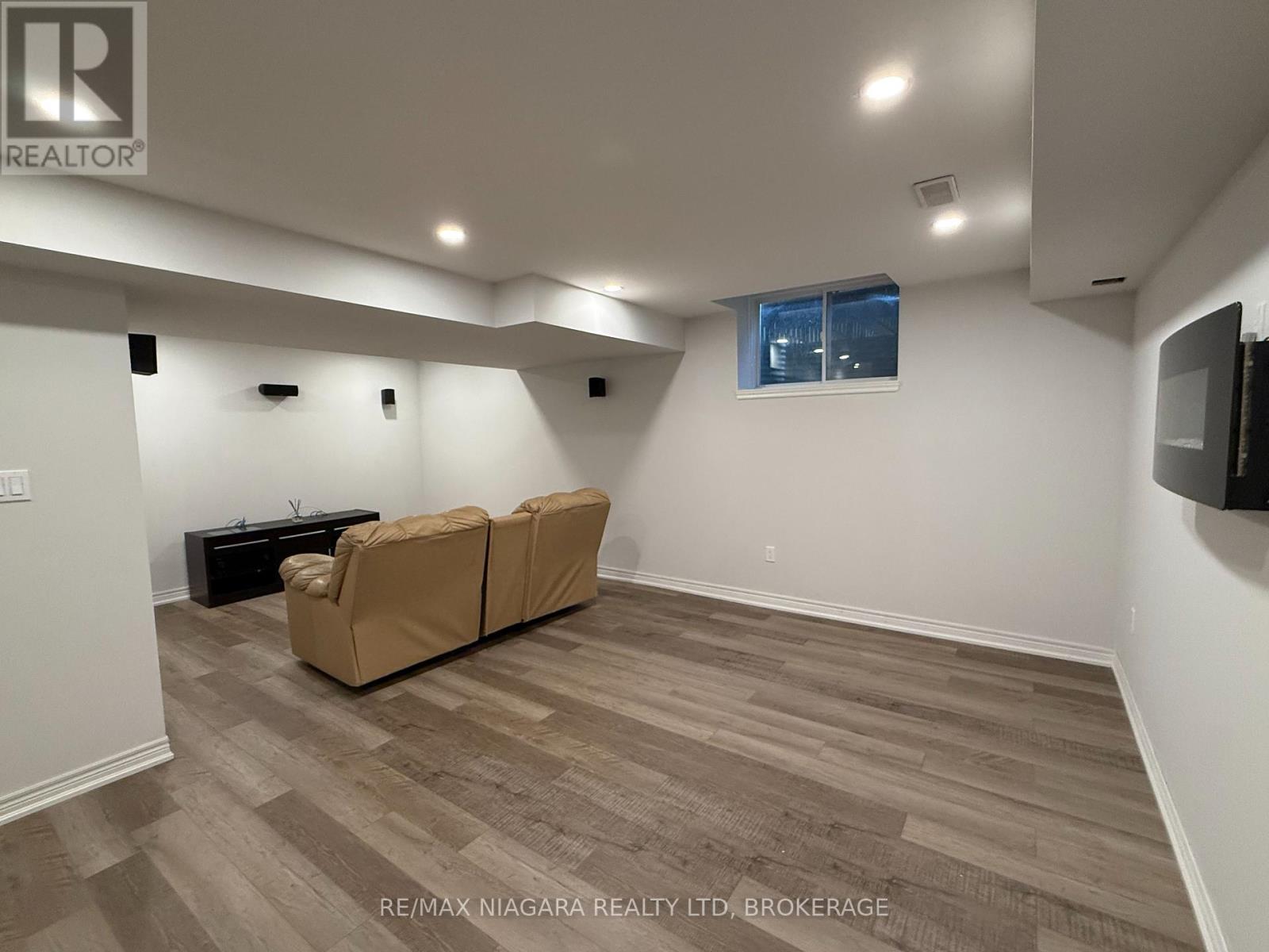 Photo 27 of 45 340 Prospect Point Road N, Fort Erie ON