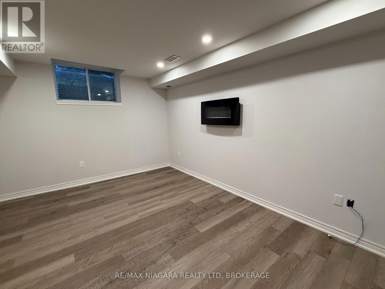 Photo 30 of 45 340 Prospect Point Road N, Fort Erie ON