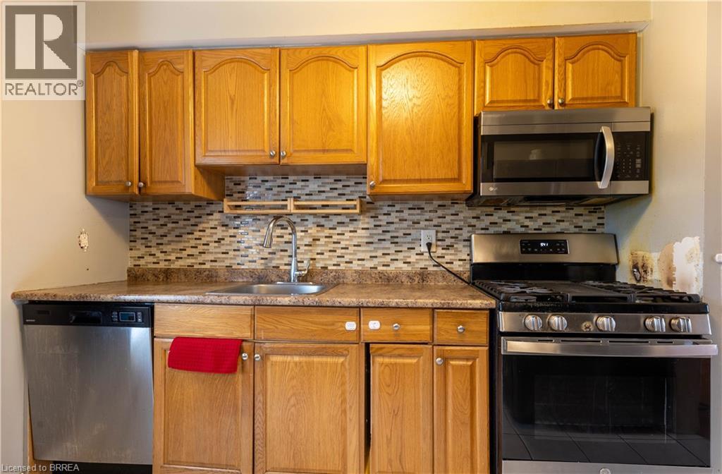 Photo 4 of 500 Grey Street Unit 500 J, Brantford ON