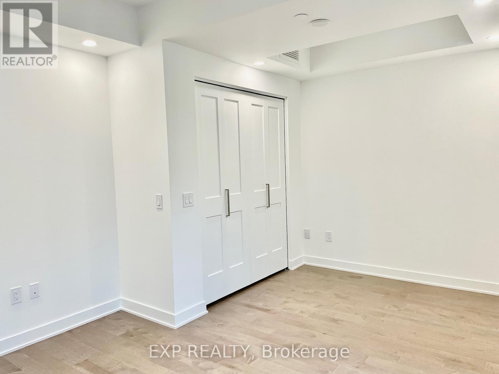 Photo 6 of 708 340 Queen Street, Ottawa ON