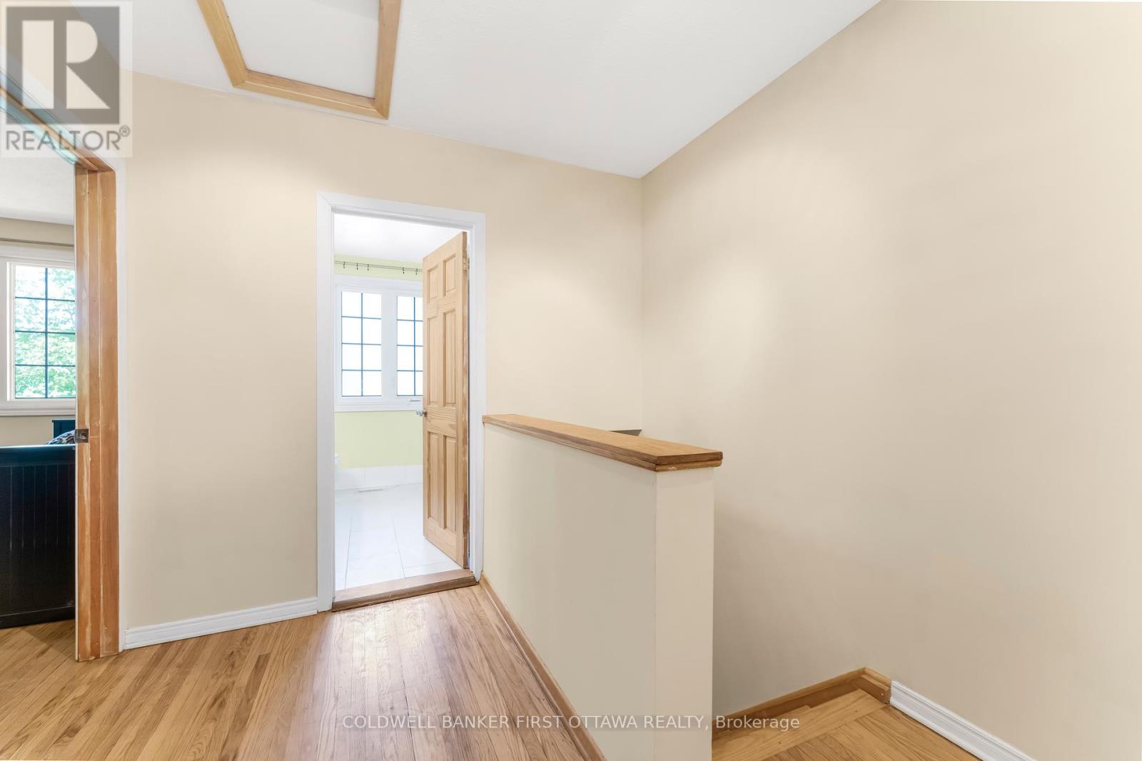 Photo 13 of 22 Monterey Drive, Ottawa ON