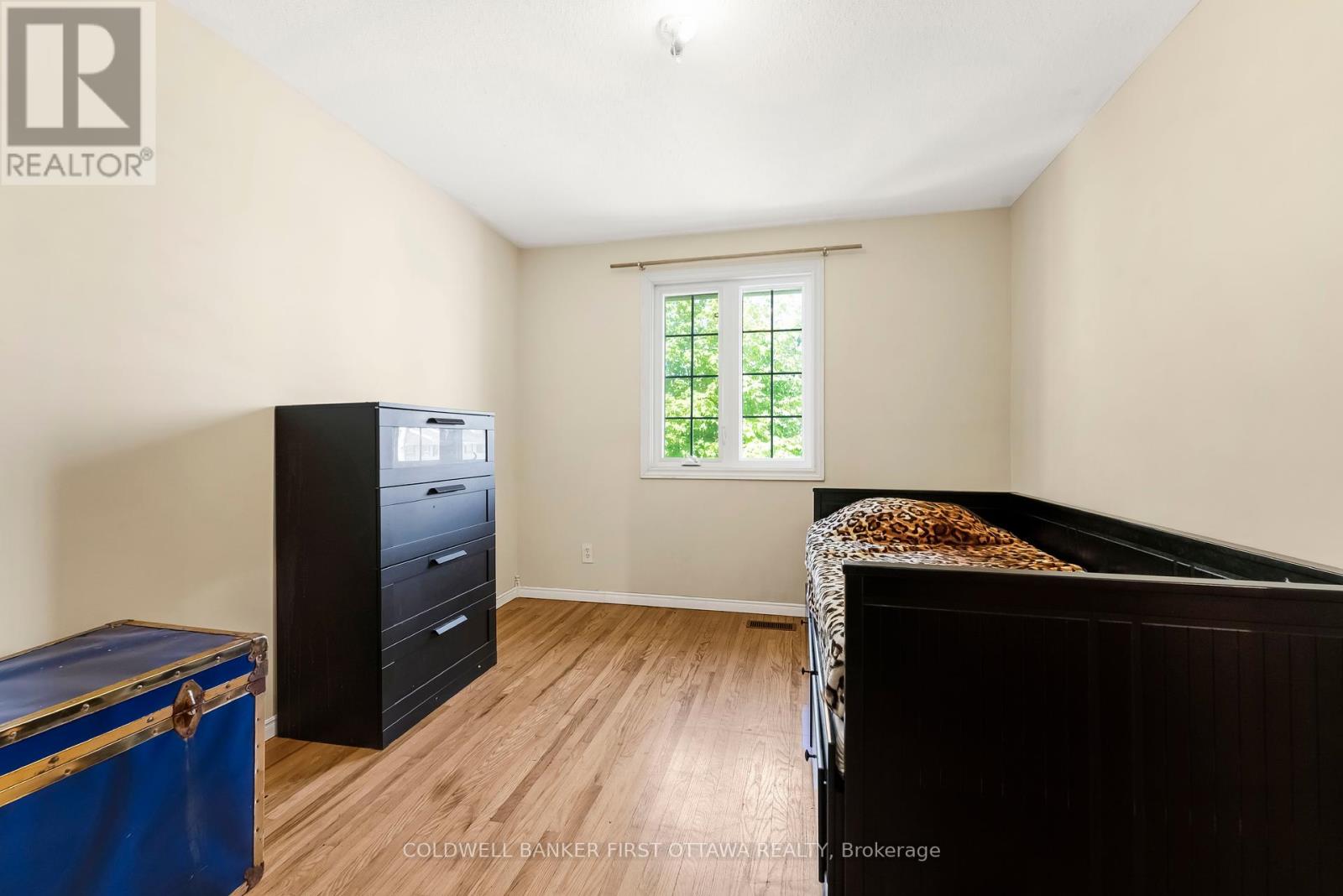 Photo 7 of 22 Monterey Drive, Ottawa ON