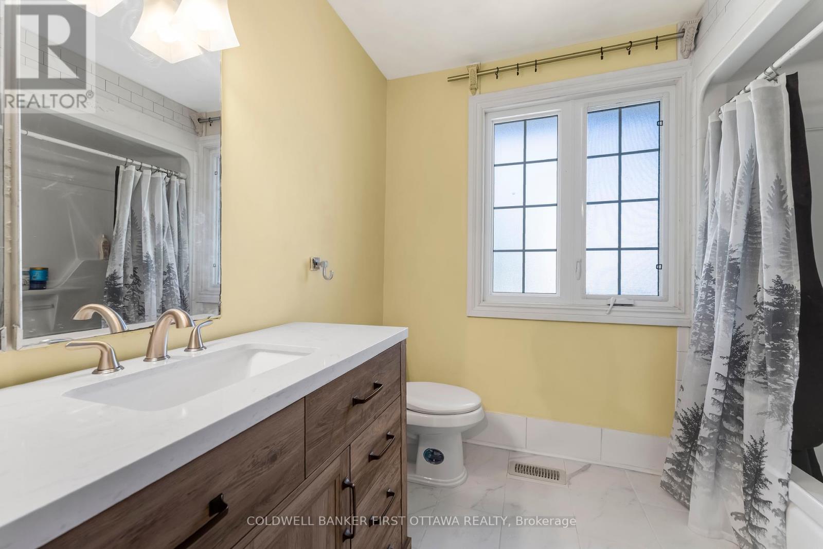 Photo 8 of 22 Monterey Drive, Ottawa ON