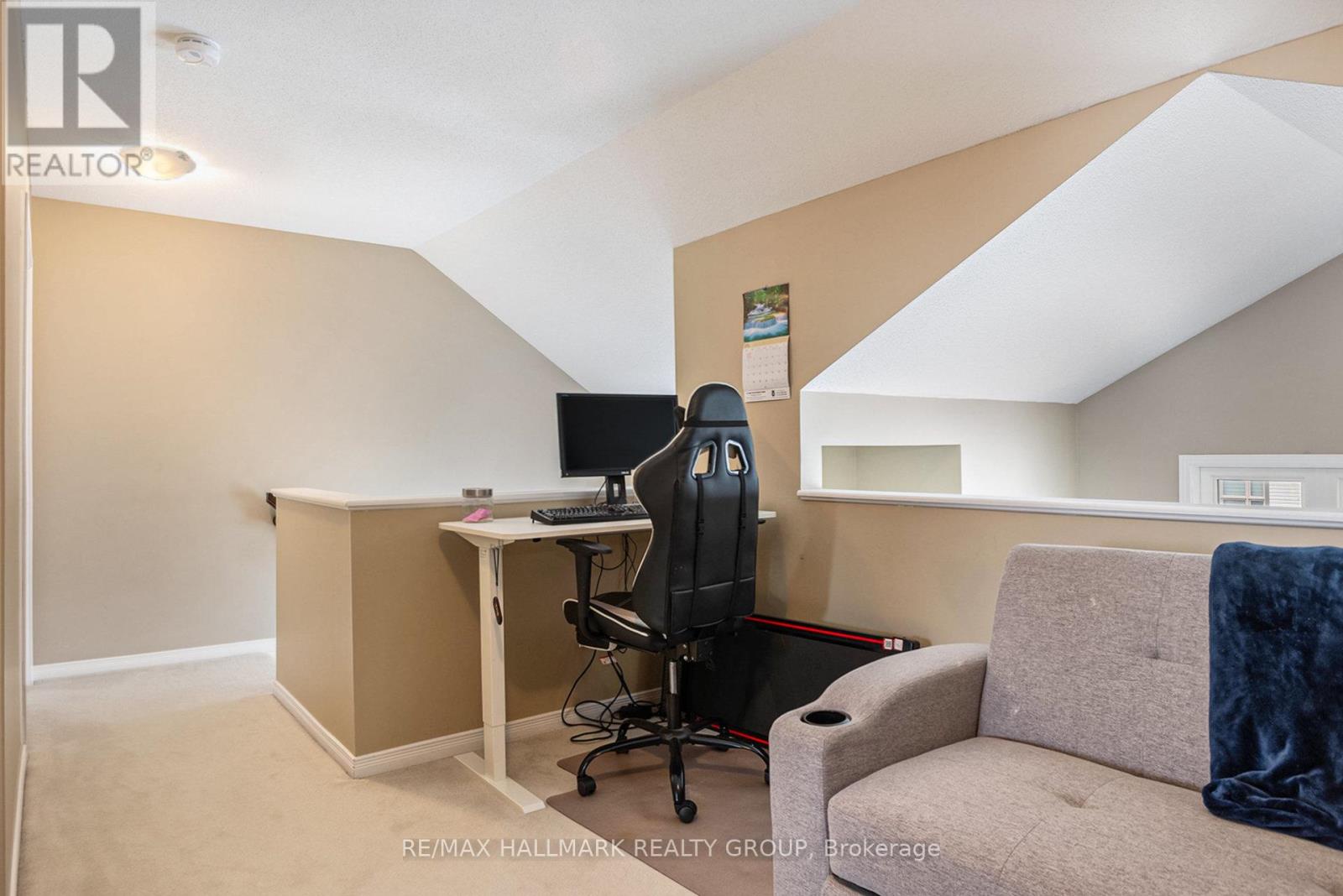 Photo 14 of 327 Galston Private, Ottawa ON