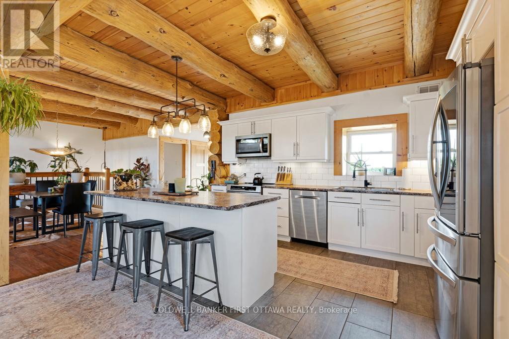 Photo 22 of 473 Ennis Road, Tay Valley ON