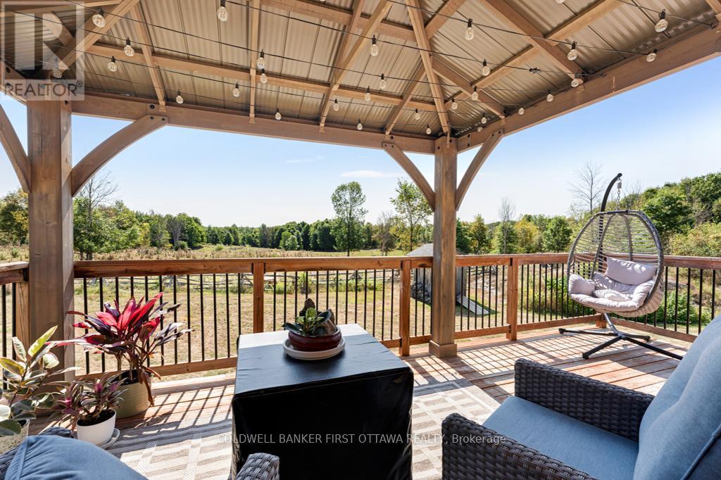 Photo 26 of 473 Ennis Road, Tay Valley ON