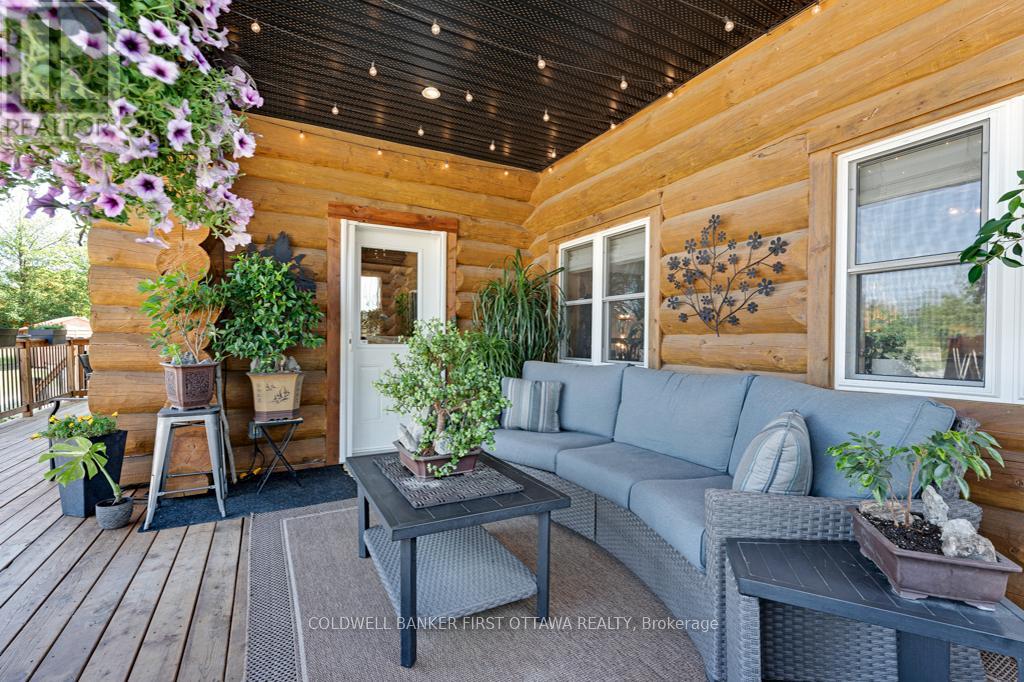 Photo 9 of 473 Ennis Road, Tay Valley ON
