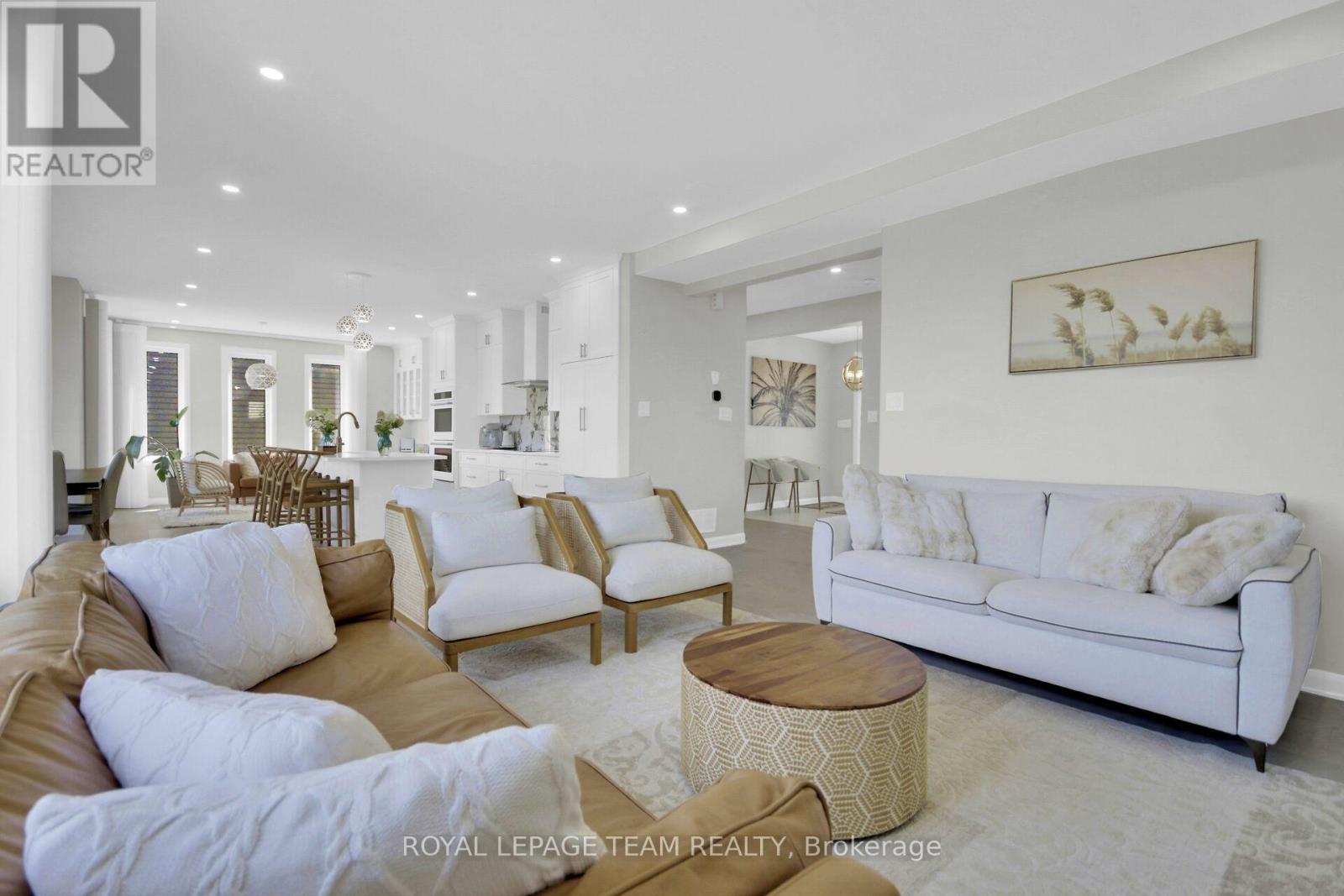 Photo 11 of 737 Coast Circle, Ottawa ON