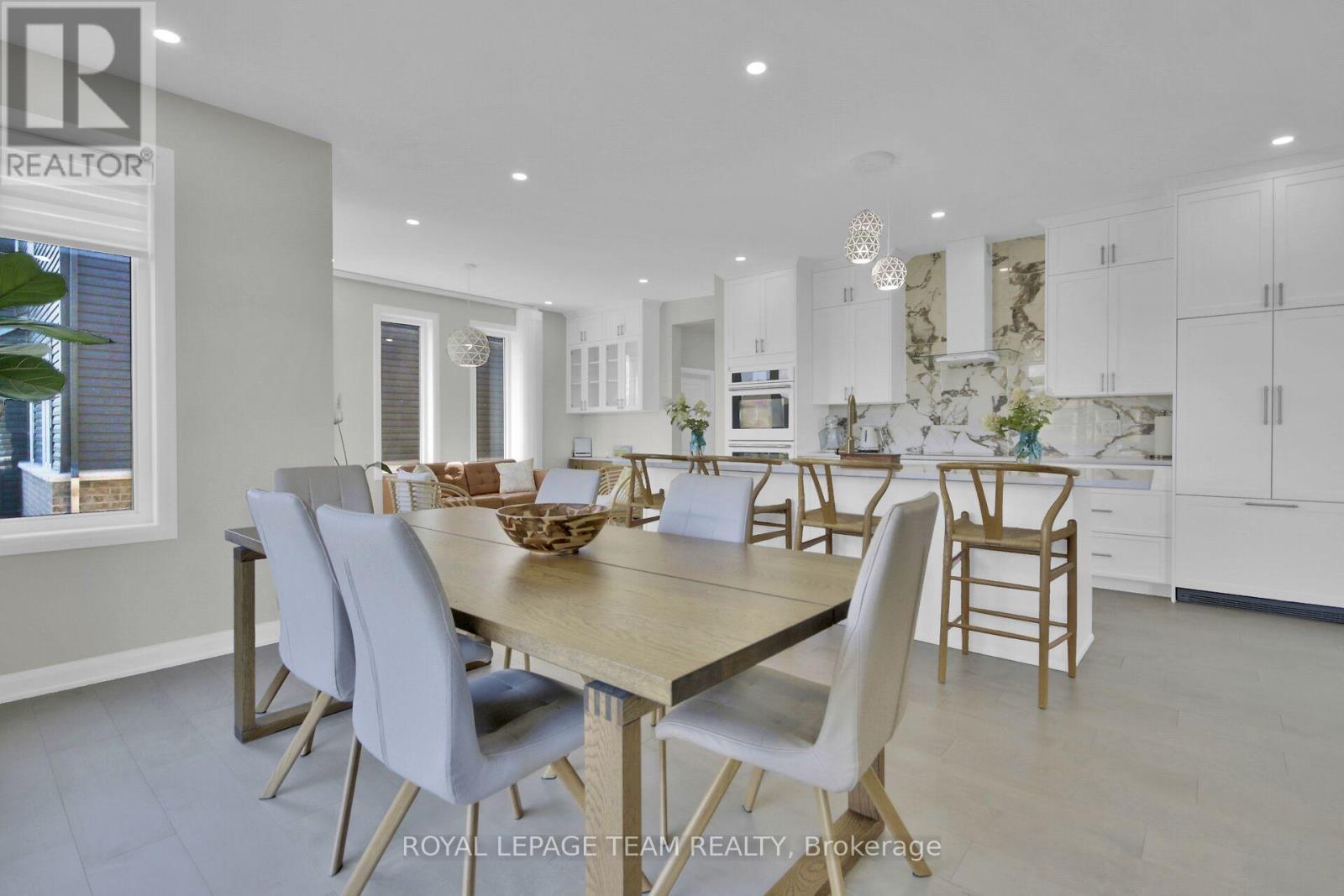 Photo 14 of 737 Coast Circle, Ottawa ON