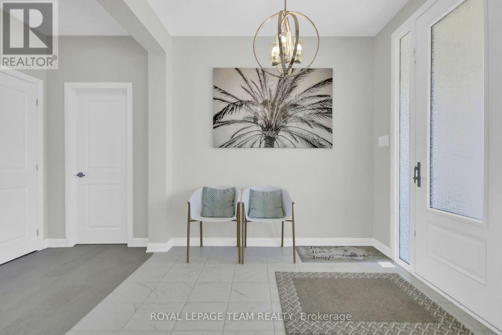 Bright front entryway welcomes your guests!